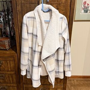 Abercrombie & Fitch Cream Sherpa Jacket